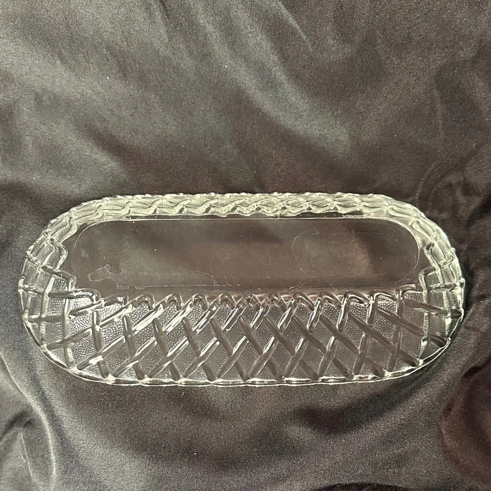Indiana Glass Clear Glass Serving Tray/Celery Bowl - Picture 3 of 3